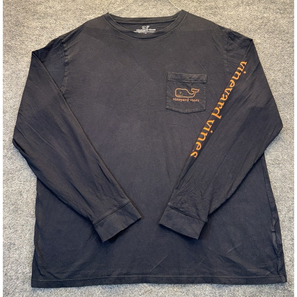 Vineyard Vines Men's XL Navy Long Sleeve Pocket T-Shirt Whale Logo Graphic